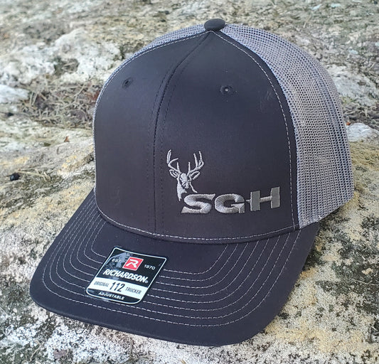 SGH Black/Charcoal Richardson 112 with Charcoal 2nd Generation Deer Logo